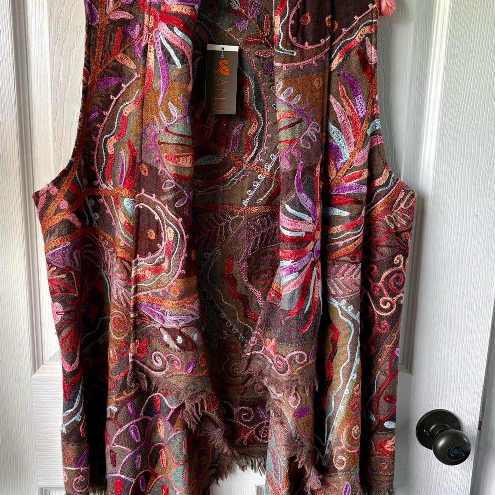 NWT ANU Embroidered Brown Boho Vest with Multicolor Floral Motif